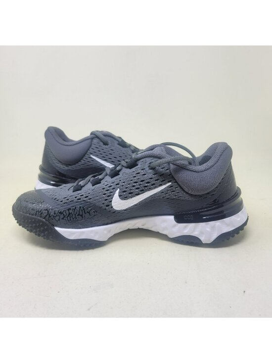 Athletic_Shoes